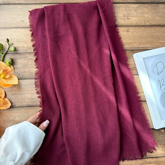 شال پاییزی دور ریش