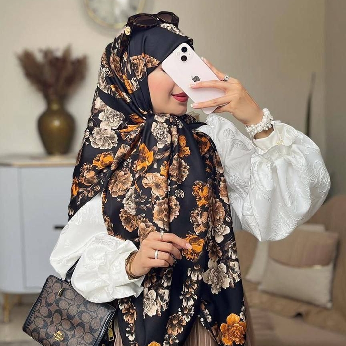 روسری ابریشم توییل